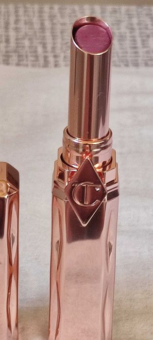Pomadka do ust Charlotte Tilbury Pillow Talk Medium
