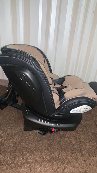 Дитяче автокрісло