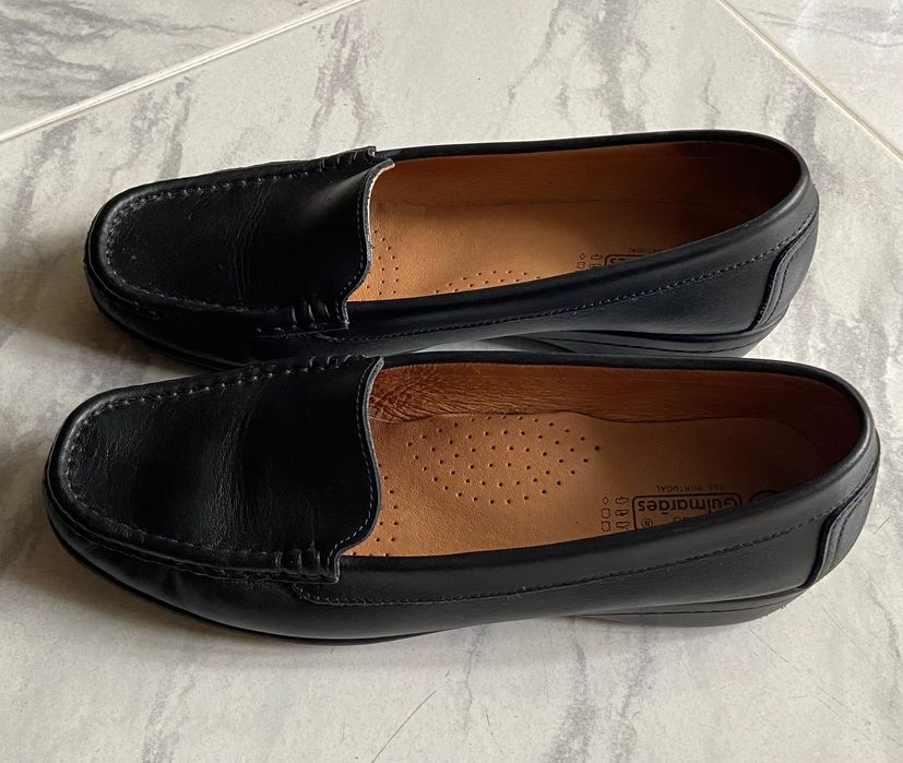 Sapatos de senhora,  pretos nº 40