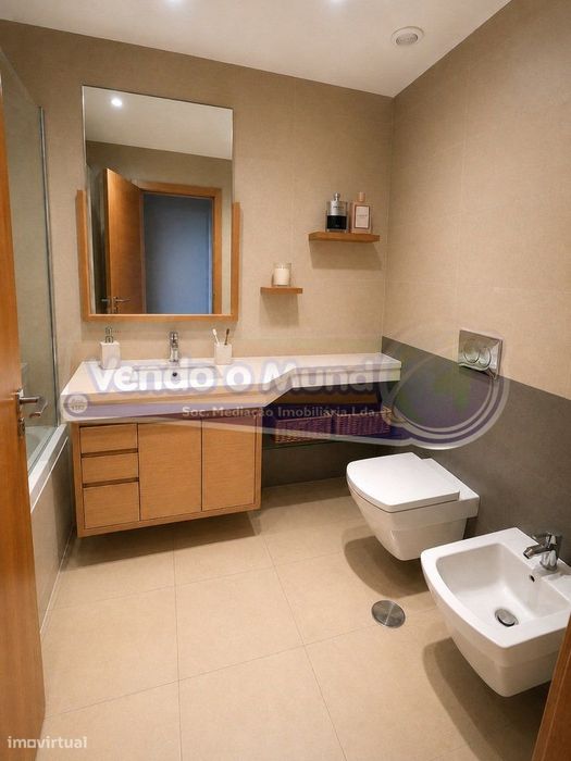 Apartamento T2 em Loures (LXLR045)