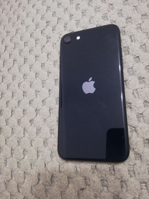 Iphone xr. На запчастини