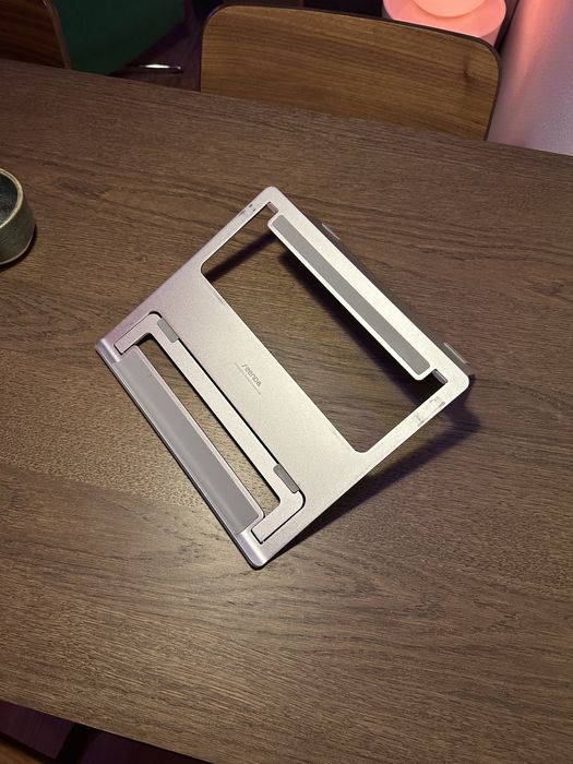 Suporte de computador portátil em metal