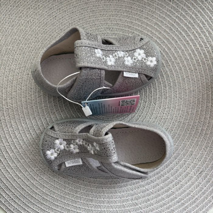 Тапочки дитячі Waldi для дівчинки в садок,валді,21,24,25,27