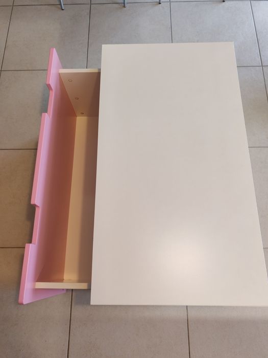 Gavetão IKEA STUVA rosa e branco