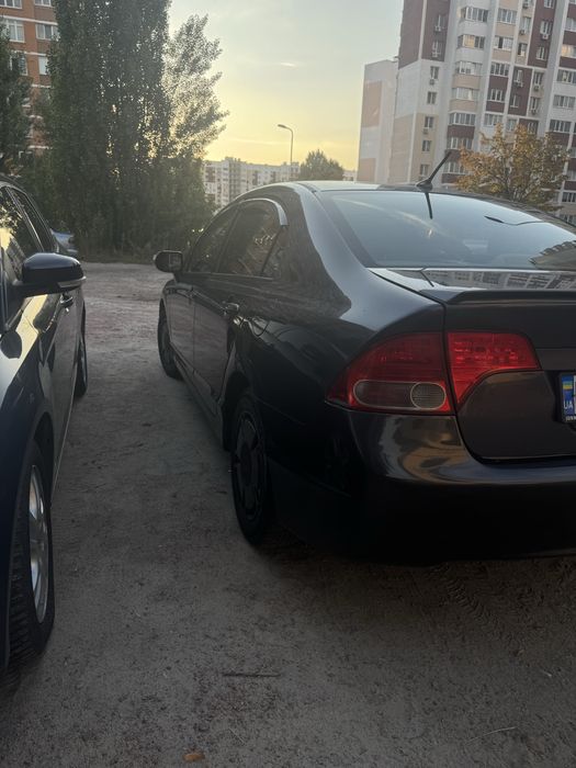 Продам Цивіка ! Гібрид!