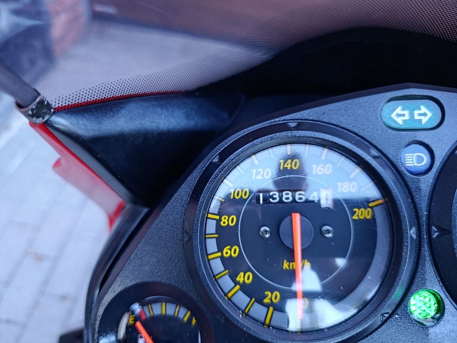 Honda CBR125 Transport