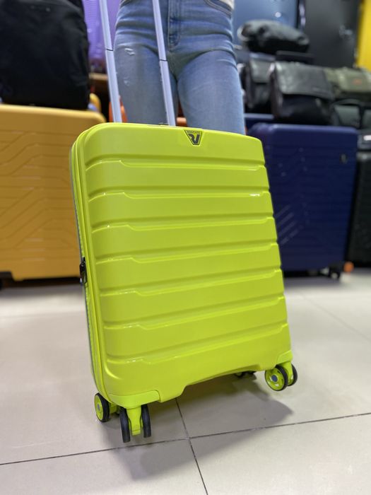 Валіза Ручна поклажа 55*40*20/5см  Roncato ( Італія )