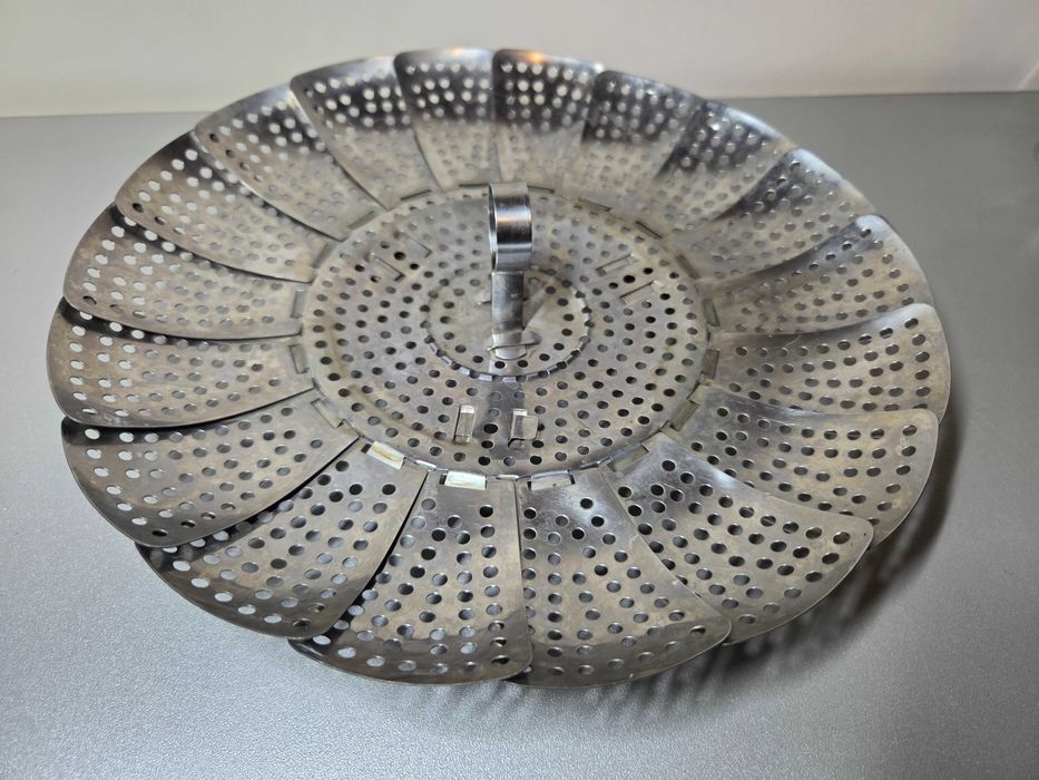 Пароварка для каструлі 24 см розкладна з олх-доставкою