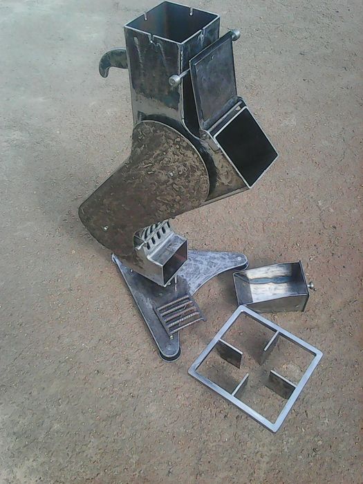 Ракетная печь с дровницей