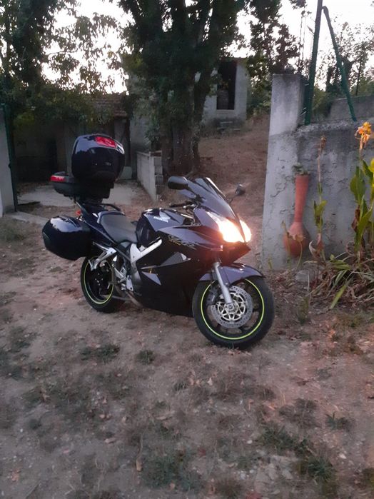 Honda VFR800 VTEC