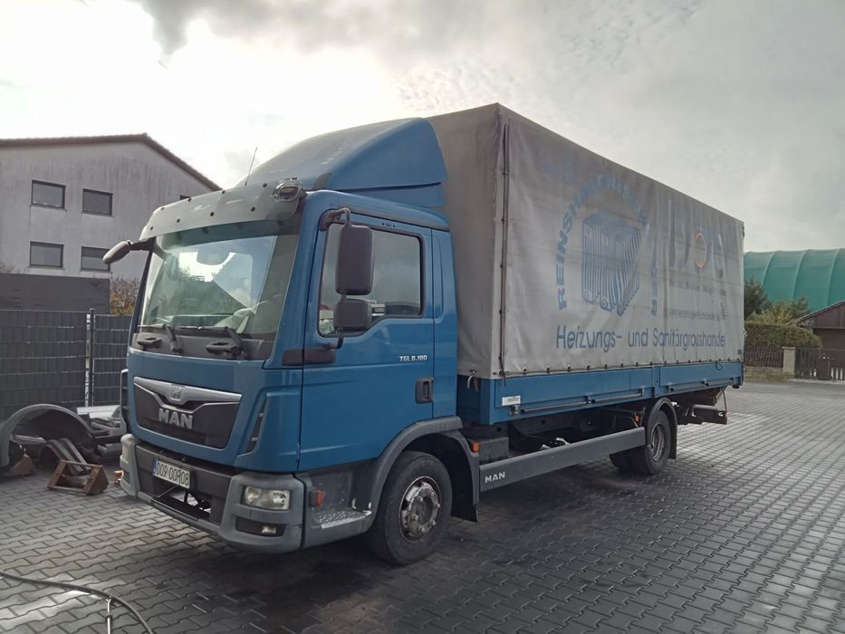 MAN TGL 8.180  Plandeka(na poduszce)