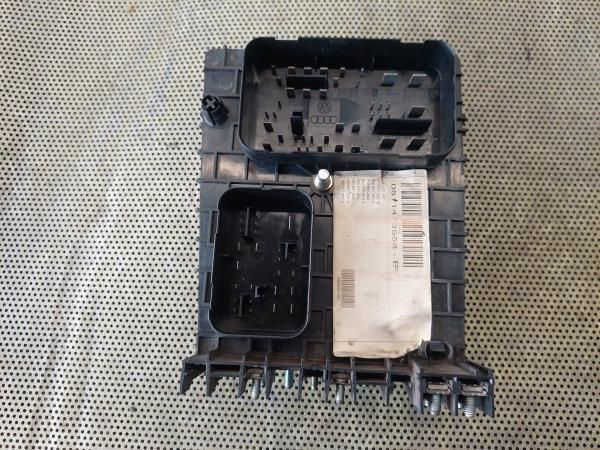 Caixa fusíveis / SAM / BSI VOLKSWAGEN Caddy III (2K, 2C)