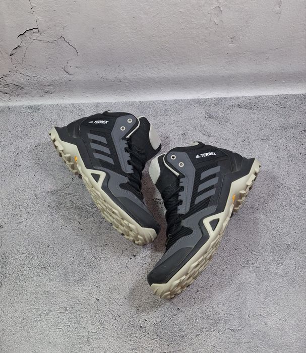 Ботинки Adidas Terrex Gore-Tex трекинговые кроссовки водонепроницаемые