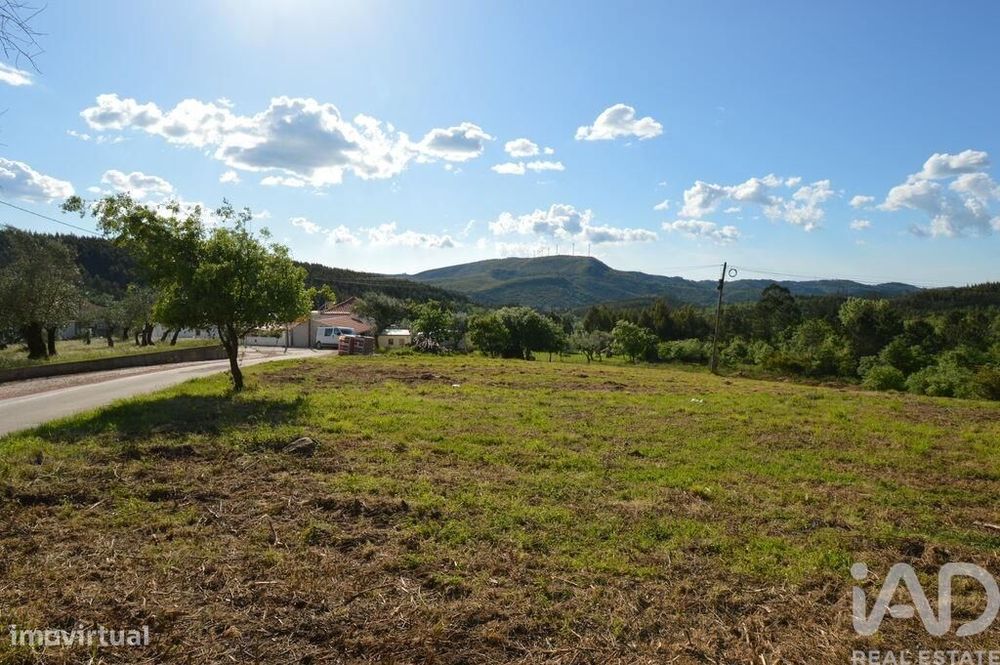 Terreno para construção em São Miguel, Santa Eufémia e Rabaçal