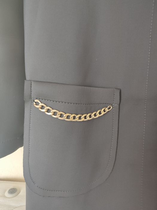 Гарний жіночий піджак