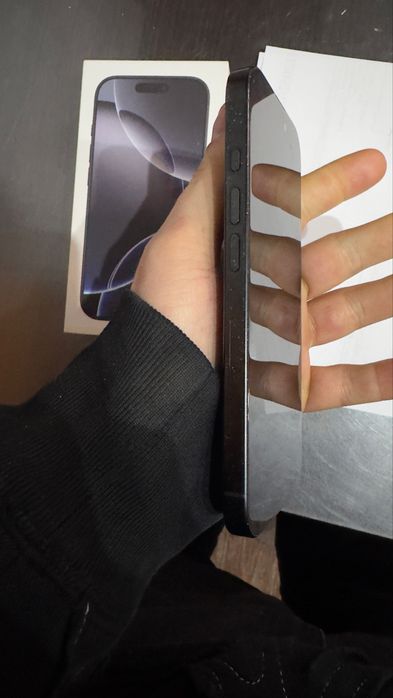 Apple Iphone 16 Pro 128GB Black Titanium