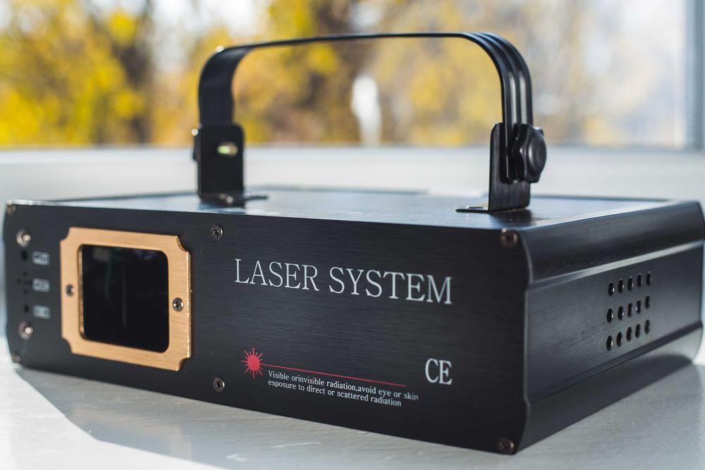 Анімаційний лазер BIG BESDCARD400RGB. Новий.