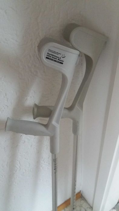 Продам костыли локтивые бывшие в употреблении