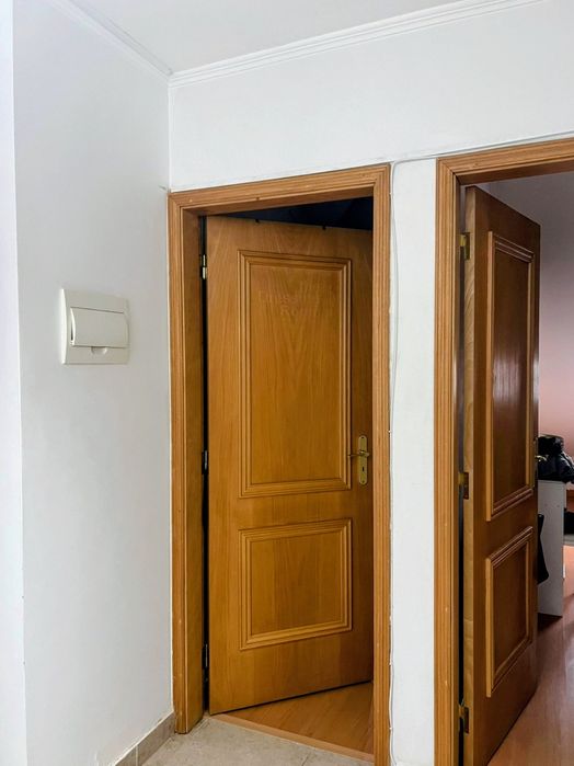 Apartamento T2 - Urbanização dos Telheiros ABRANTES