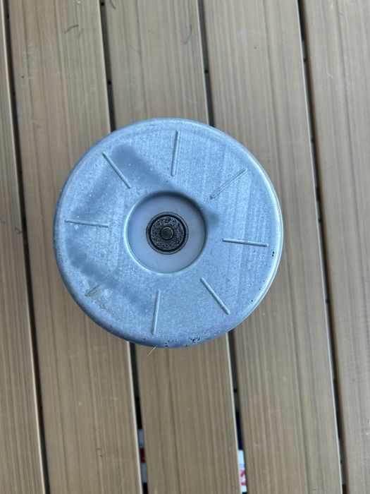 Sprzedam silnik do odkurzacza semens (1200 wat )