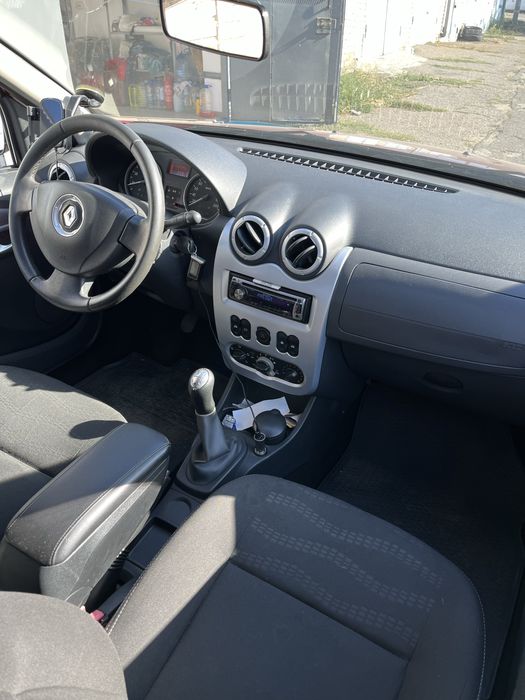 Renault sandero stepway 1.6 бензин