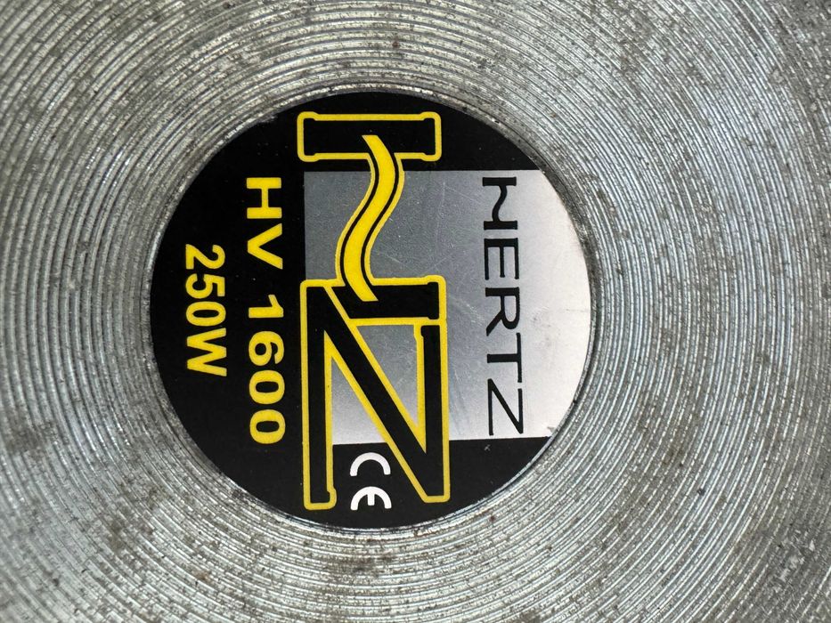 Colunas Hertz 16.5cm