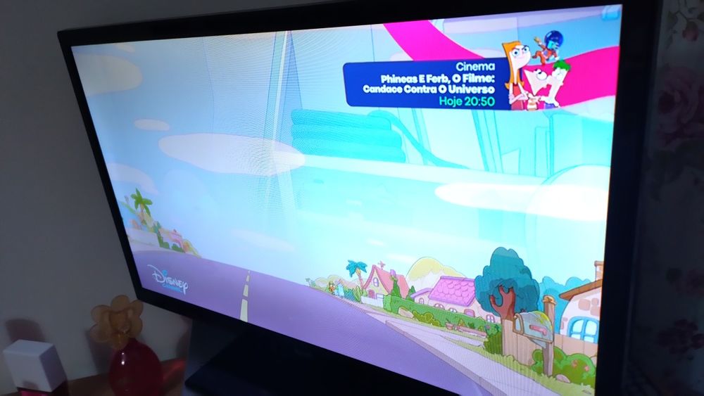 TV LCD kunft 24 imaculada