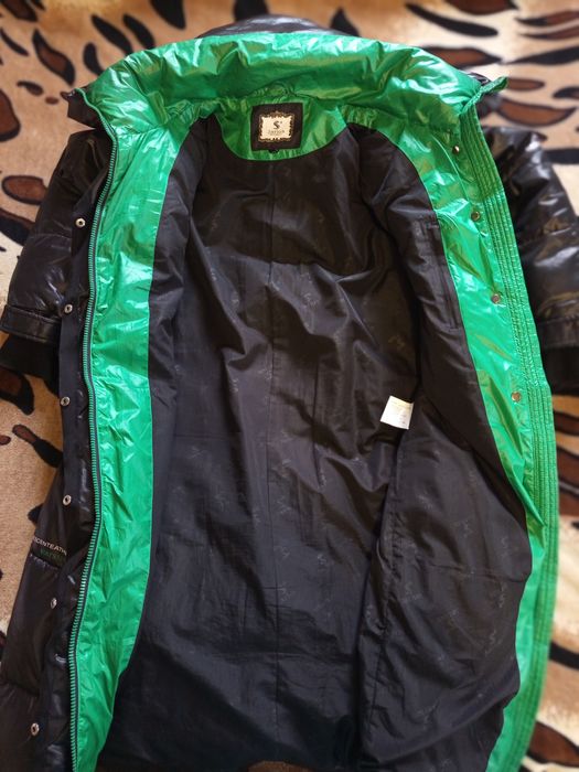 Зимове пальто дуже тепле