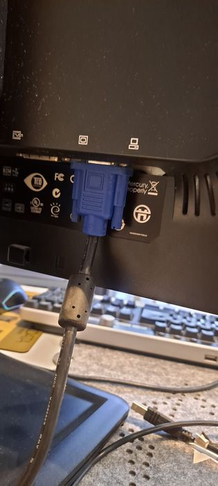 Monitor HP Compaq LA 2205wg