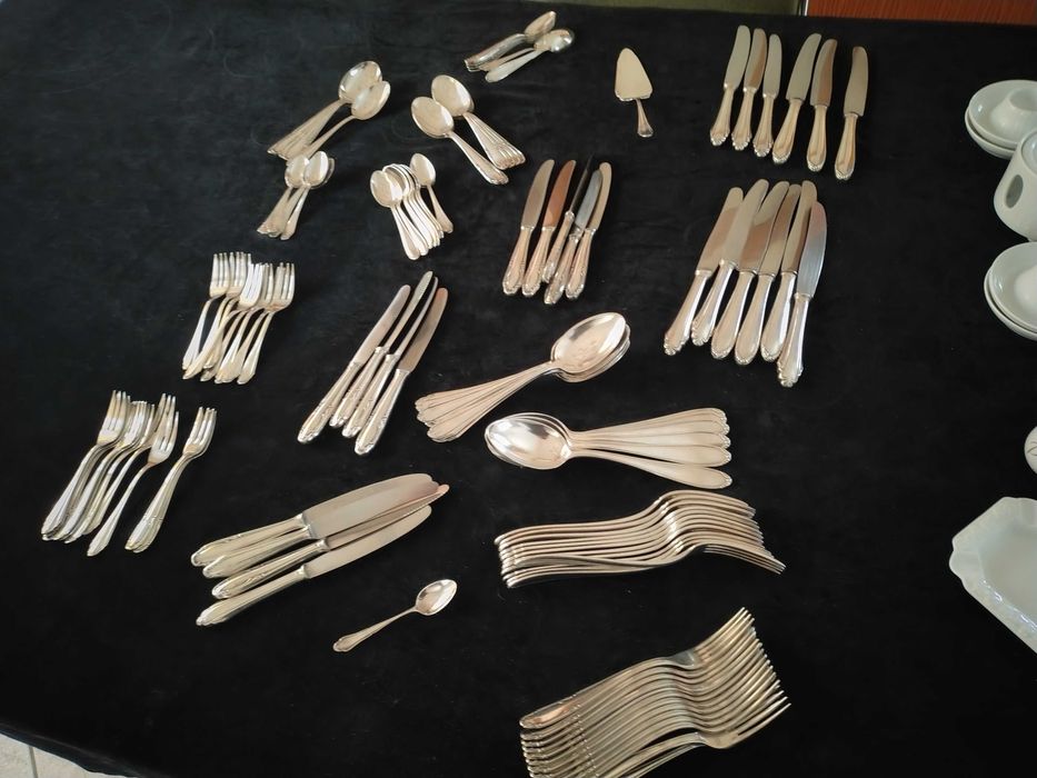 Platery posrebrzane sztućce zastawa stołowa 12 osób próba 90 119 sztuk