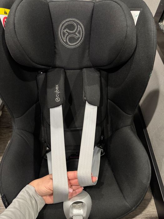 Fotelik samochodowy Cybex sirona z2+ z bazą
