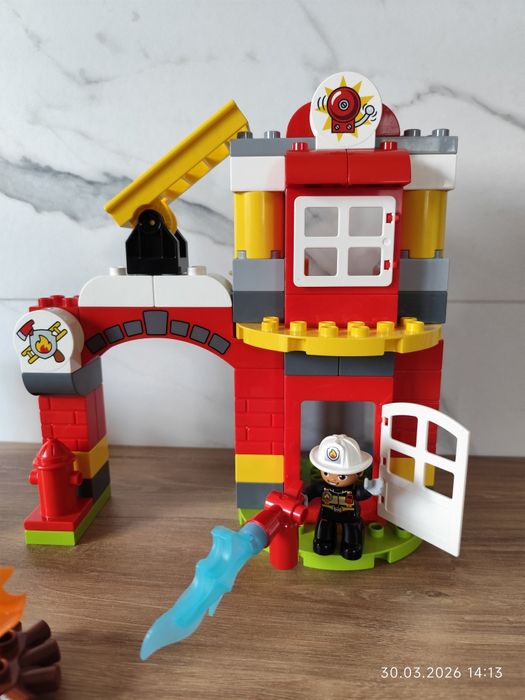 Klocki Lego duplo remiza strażacka 10903