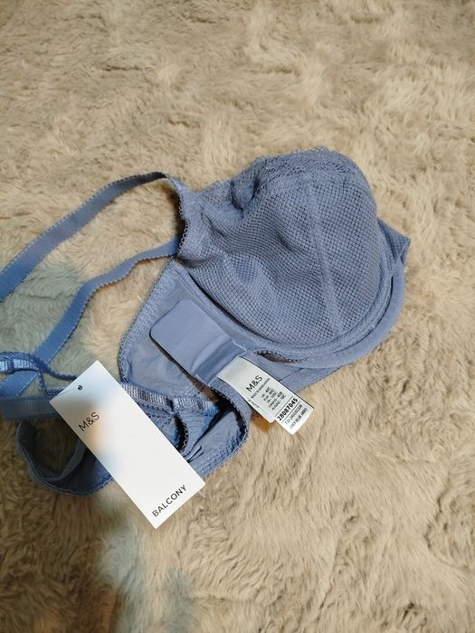 бюстгальтер M&S новий 40С.