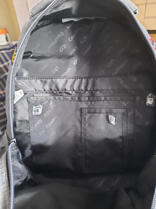 Plecak Coolpack z naszywkami 4przegrody