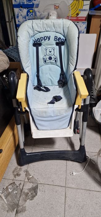 Cadeira de refeição retráctil