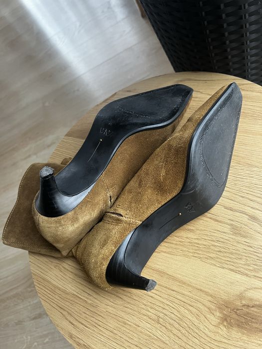 Zara замшеві чоботи черевики