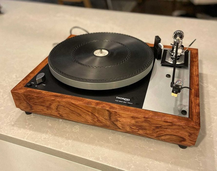 Thorens TD-165 - Plinto em Madeira Maciça Artesanal