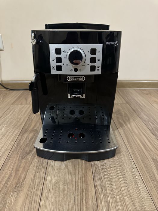 Кавомашина Delonghi Magnifica S