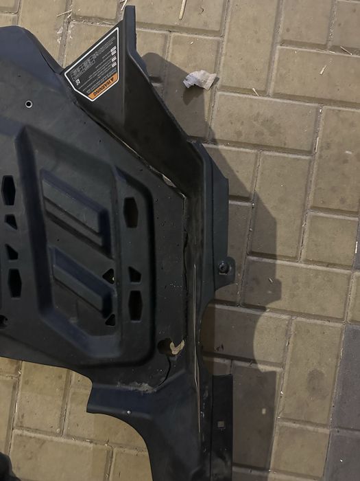 Brp Maverick X3 заднее корыто ( с дефектом )