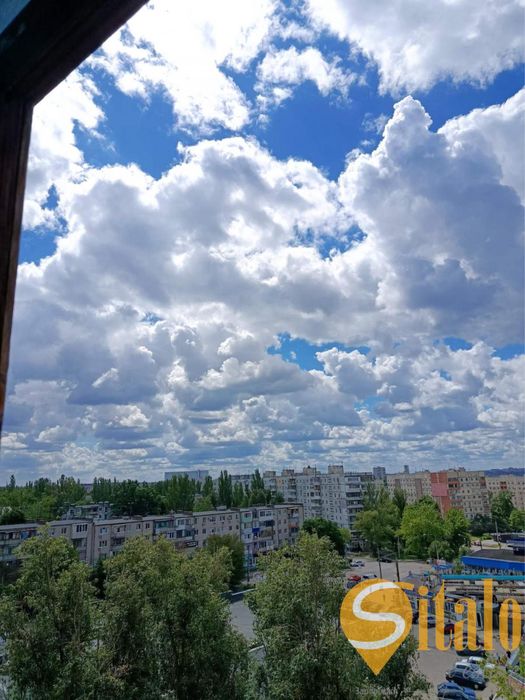 Продаж 4- кімнатної квартири в Осипенківському мікрорайоні!