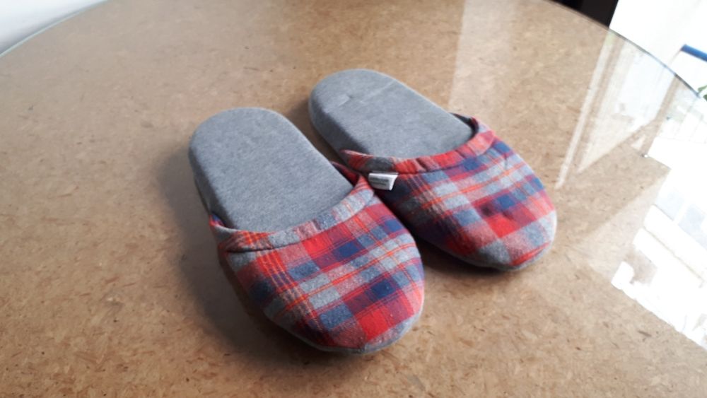 Pantufas undercolor benetton tam 40