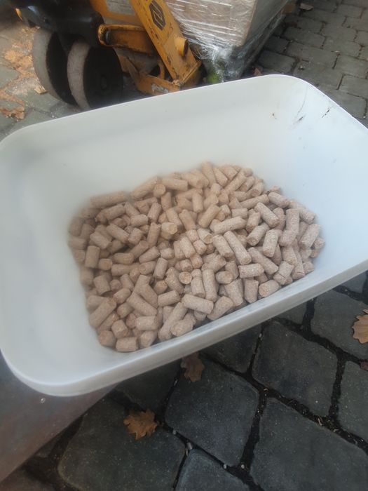 Zanęta wędkarska w postaci peletu z otrębów zbożowych 20kg