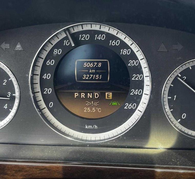 Mercedes E 200  BlueEFFICIENCY Avantgarde