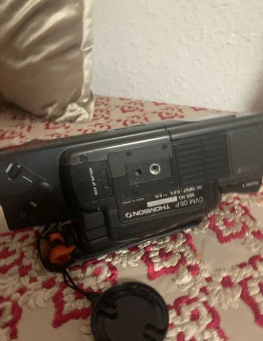 Camera de filmar Thompson cvm-05p