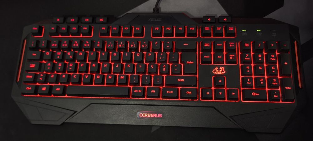 Teclado Asus Cerberus