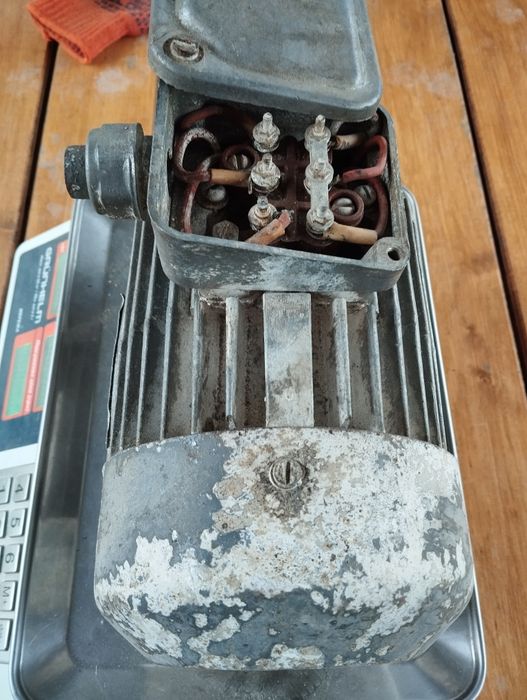 Електродвигун 220/380v Мотор