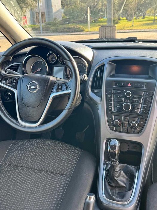 Opel Astra P-J de 2012