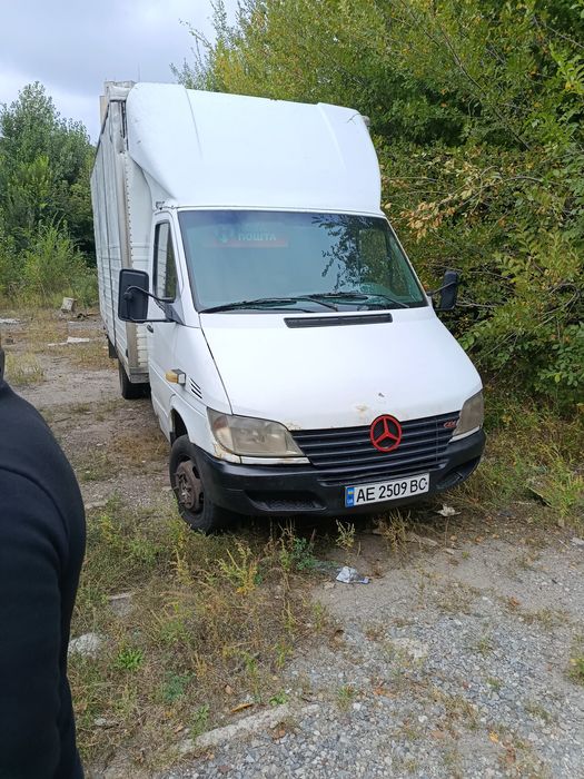 Mercedes-Benz Sprinter 411 будка с ГИДРОБОРТОМ (Кат. B) • 2000г. • 2.2 CDI