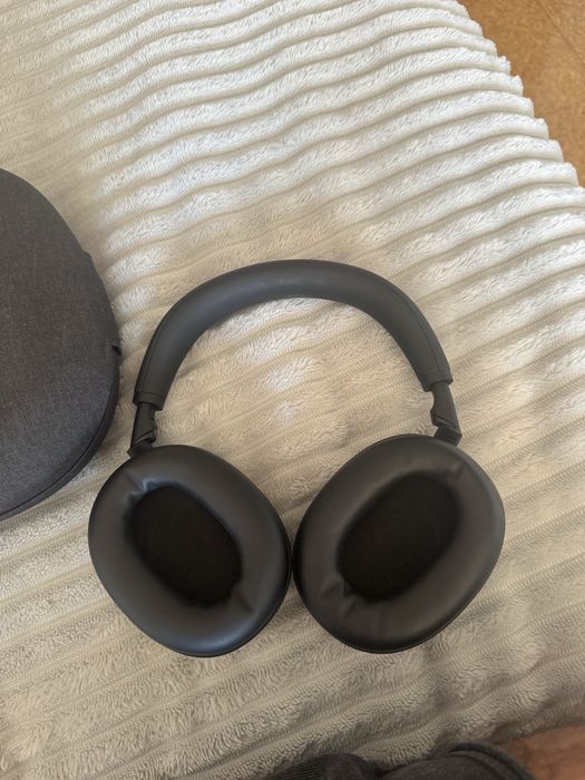 SONY WH-1000XM6 (Como novos)