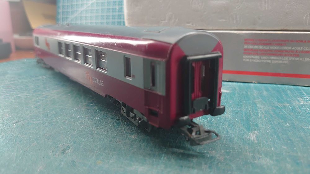 Carruagem Grill Express SNCF Jouef para CP – Lote 3 - 1/87
